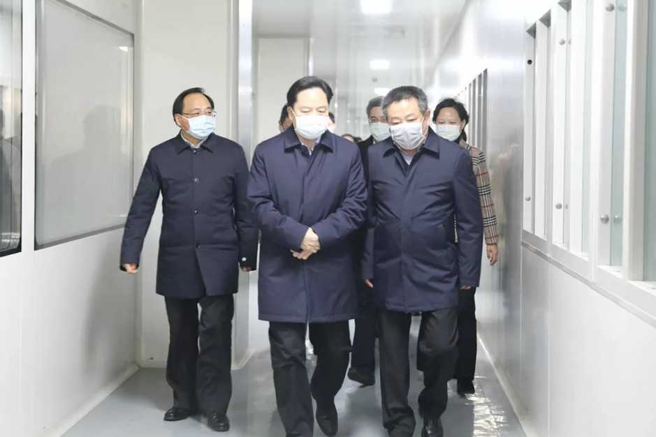 陳金虎市長參觀_副本.jpg